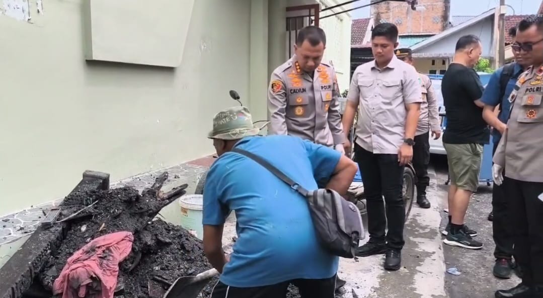 Tim Labfor Selidiki Penyebab Kebakaran Rumah Hakim Khamozaro Waruwu