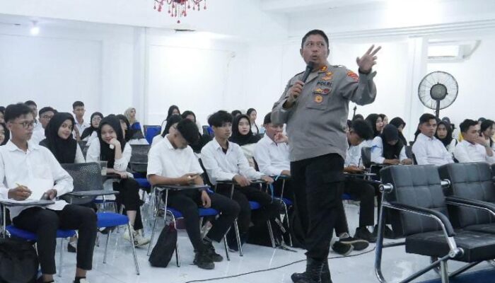 OMB Universitas Deztron Indonesia Hadirkan Visiting Lecturer Dari BNN Dan Polda Sumut