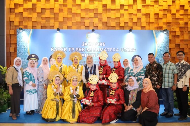 Ketua TP PKK Madina Ikuti Jambore Kader PKK Sumut 2025 Di Medan