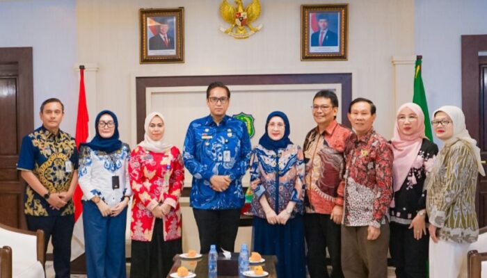 Walikota Medan Ingatkan Notaris Cermat Memproses Peralihan Hak