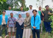 Tim PKM Unsam Berikan Alat Teknologi Penyiram Tanaman Jambu Kristal Berbasis Smart Sprinkler Irrigation System