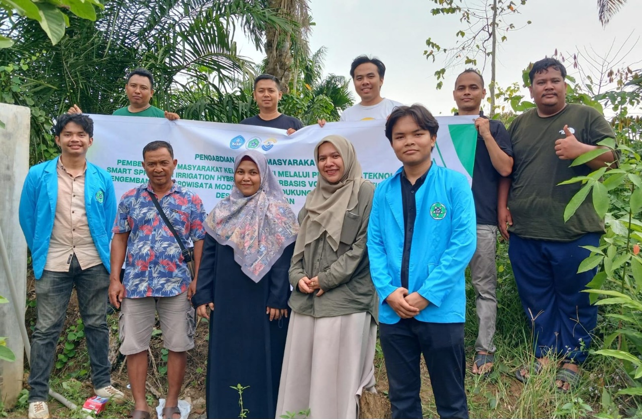 Tim PKM Unsam Berikan Alat Teknologi Penyiram Tanaman Jambu Kristal Berbasis Smart Sprinkler Irrigation System