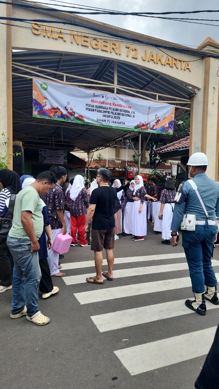 Ledakan Guncang Masjid SMAN 72 Kodamar, Jakarta Utara: 8 Orang Terluka