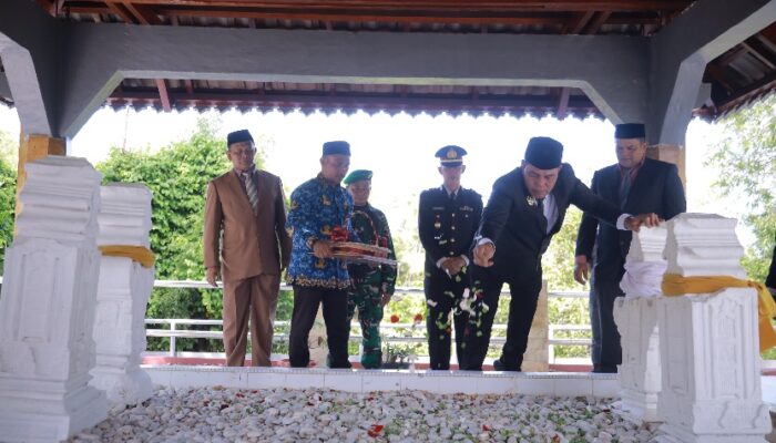 Tahun Ini Berbeda, Bupati Aceh Besar Pimpin Ziarah Serentak Di Tujuh Titik