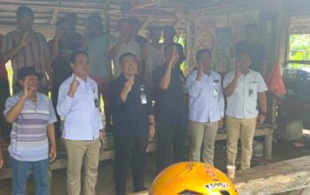 Perum Bulog Kantor Wilayah Sumatera Utara (Sumut) menyebut peran Bintara Pembina Desa (Babinsa) dan penyuluh pertanian sebagai pahlawan dalam menjaga ketahanan pangan di daerah tersebut. Kolaborasi keduanya dinilai menjadi kunci keberhasilan pemerintah memperkuat sektor pertanian menuju swasembada.