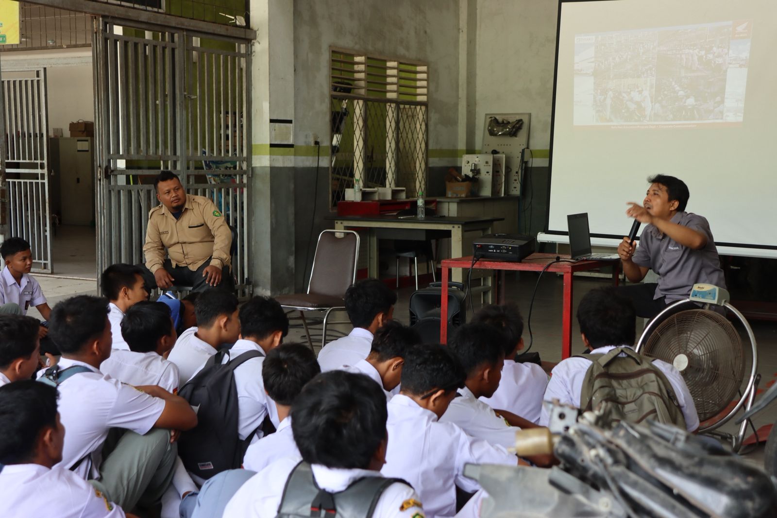 Edukasi Smart Technology Di SMK Citra Harapan, Honda Dukung Siswa Siap Hadapi Dunia Industri