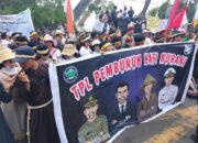 Gubsu Didesak Surati Presiden Cabut Izin PT.TPL