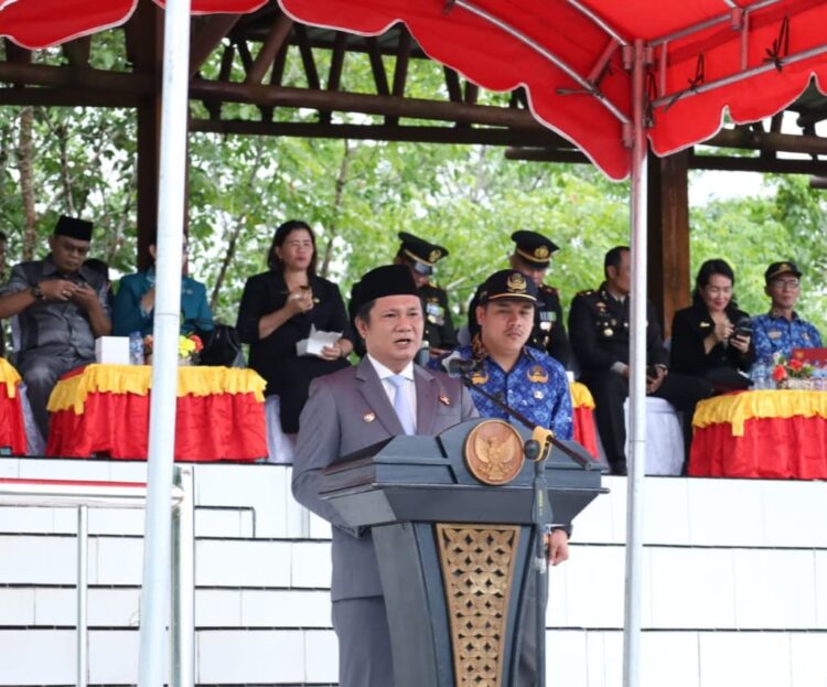 Peringatan Hari Pahlawan Nasional Di Nisbar, 76 ASN Terima Penghargaan 