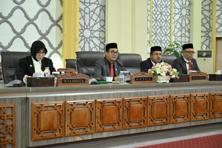 Pimpin Rapat Paripurna Ketua DPRK Apresiasi Kafilah MTQ Dan Rangking I IMP Nasional