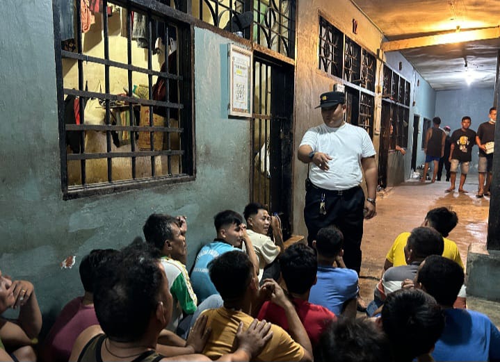 Lapas Labuhanruku Geledah Kamar Hunian Warga Binaan