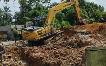 Air Hujan Bercampur Material Tanah Dari Lokasi Proyek PT MTT Terjang Permukiman Warga