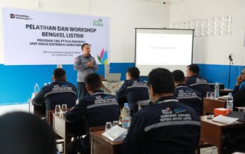 Dalam semangat memperingati Hari Pahlawan, PT PLN (Persero) Unit Induk Distribusi (UID) Sumatera Utara mengambil langkah nyata melahirkan “pahlawan-pahlawan energi baru” dari dunia pendidikan. Melalui program Tanggung Jawab Sosial dan Lingkungan (TJSL), PLN meluncurkan “Pelatihan dan Workshop Konversi Motor Listrik bagi Tenaga Pendidik SMK”, yang diikuti oleh 20 guru dari 10 Sekolah Menengah Kejuruan (SMK) di Kota Medan.