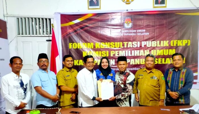 KPU Tapsel Bahas Standard Pelayanan Publik Bersama Stakeholder