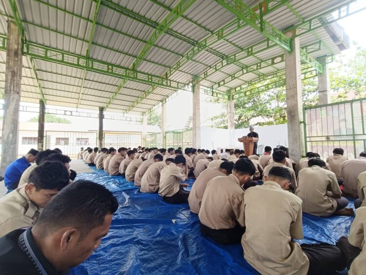 SMKN 1 Sosa Terapkan Nilai Agama Untuk Bentuk Karakter Siswa