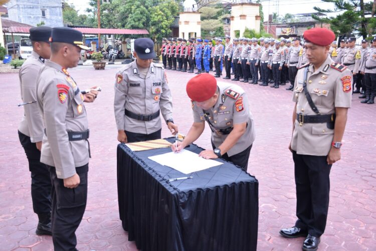 Kapolres Langsa Sertijab, Kasat Intelkam, Kasat Resnarkoba, dan Kapolsek Manyak Payed