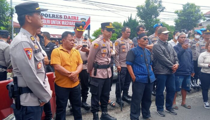 Demo Di Polres Dairi Rusuh, Puluhan Warga Diamankan, Sejumlah Polisi Terluka