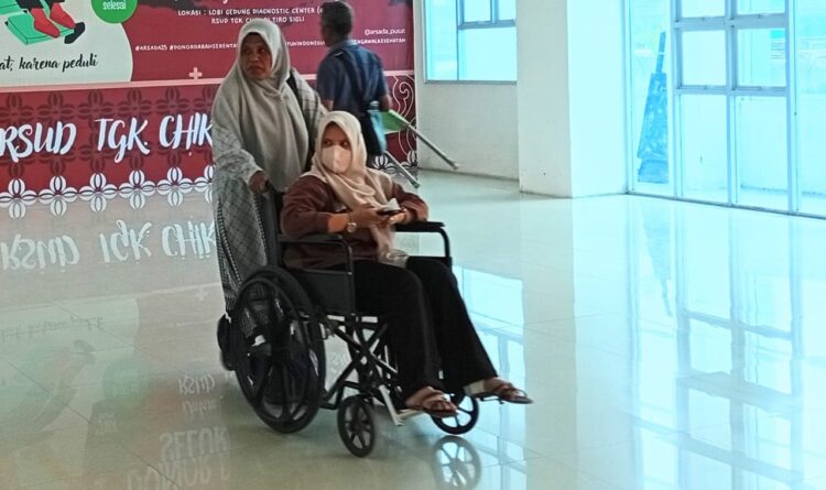 Cerita Dari RSUD Tgk Chik Ditiro Sigli, Ketika Senyum Jadi Terapi