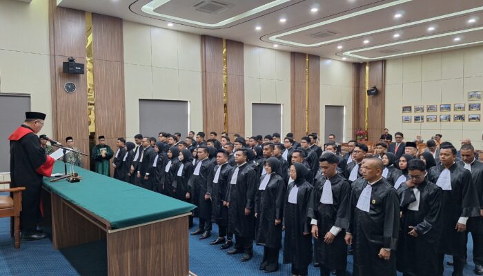 KPT Banda Aceh Mengambil Sumpah 71 Advokat Di Aceh