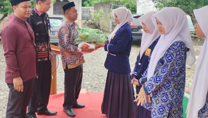 SMPN 3 Seunagan Peringati Maulid Nabi Dan Santuni Anak Yatim