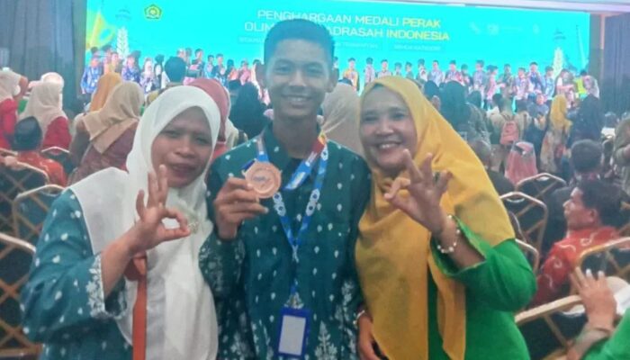 Siswa MAN 1 Mandailing Natal Raih Medali Perunggu di OMI Nasional 2025