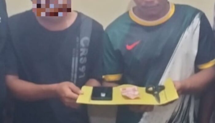 Gerak-gerik Mencurigakan, Dua Pemuda Ditangkap Bhabinkamtibmas Saat Bawa Sabu