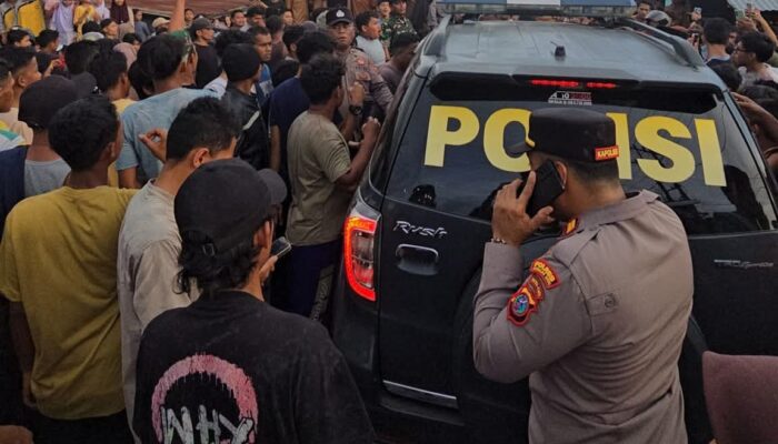 Warga Hutapuli Blokir Jalan Nasional, Protes Peredaran Narkoba Libatkan Wir Cs