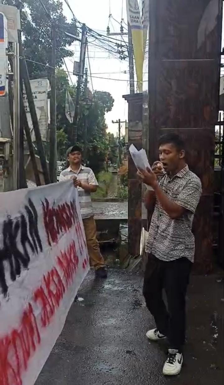 AMPH Demo Di Depan Kejatisu, Desak Bersihkan Oknum Jaksa Nakal