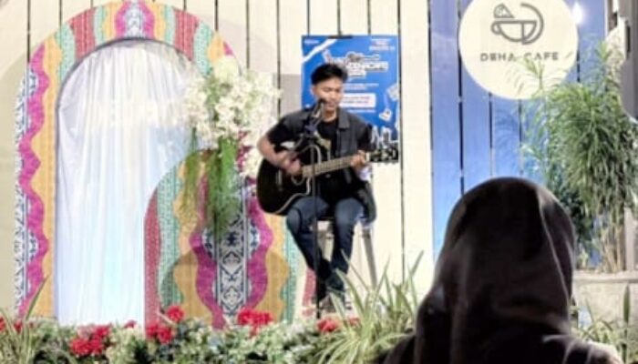 Di Antara Kopi Dan Cahaya, Sabtu Pun Bernyawa Di Deha Cafe