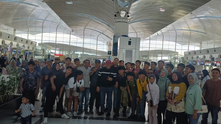 Tanding Tingkat Nasional, Dahnil Ginting Beri Semangat Atlet Futsal Mewakili Sumut