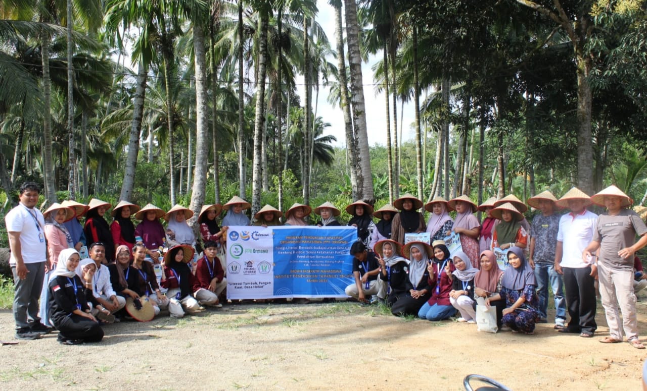 Mahasiswa IPTS Bangun Desa Cerdas Melalui Konsep Trilogi Literasi Berbasis Budaya