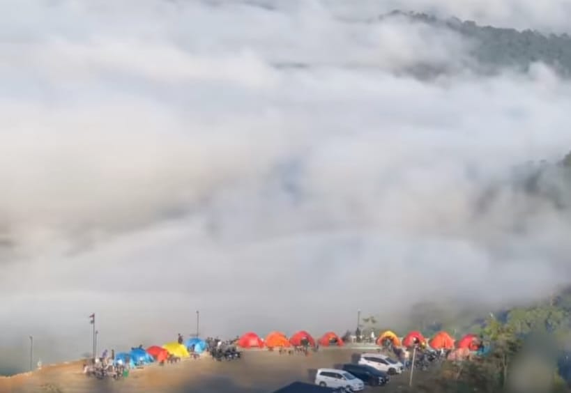 Pidie Dalam Kabut Pagi, Perlahan Menuju Negeri Awan