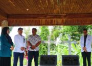 HKN Ke-61, RS Adam Malik Ziarahi Makam Menkes dr FL Tobing Di Tapteng
