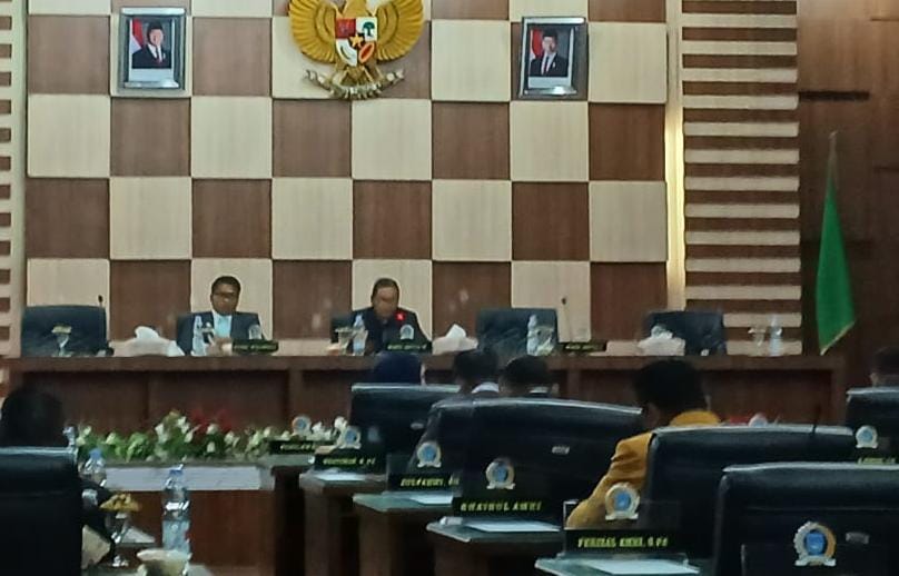 Rapat Paripurna DPRK Langsa Pertanyakan Status Dirut PT. Pekola