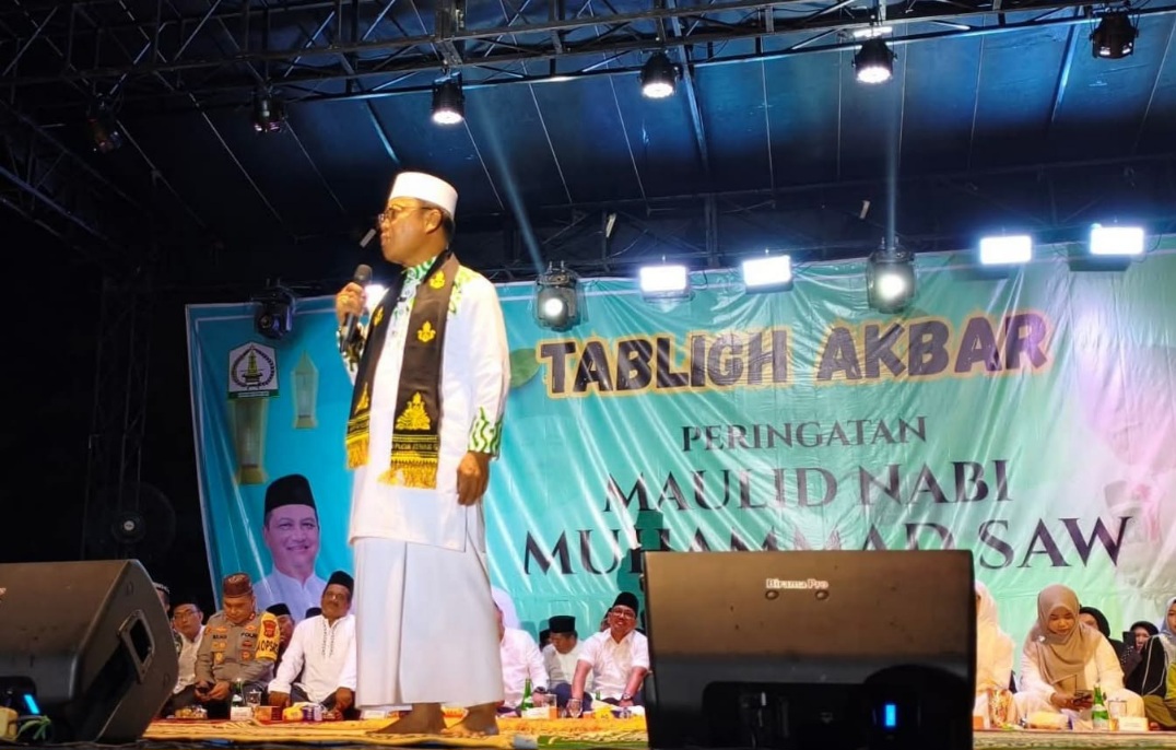 Ribuan Warga Aceh Tamiang Hadiri Ceramah Ustadz Das’ad Latif