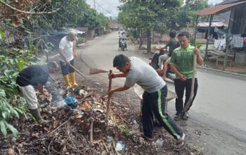 Kades Hutabargot Temukan Bong Berserakan Saat Gotong Royong