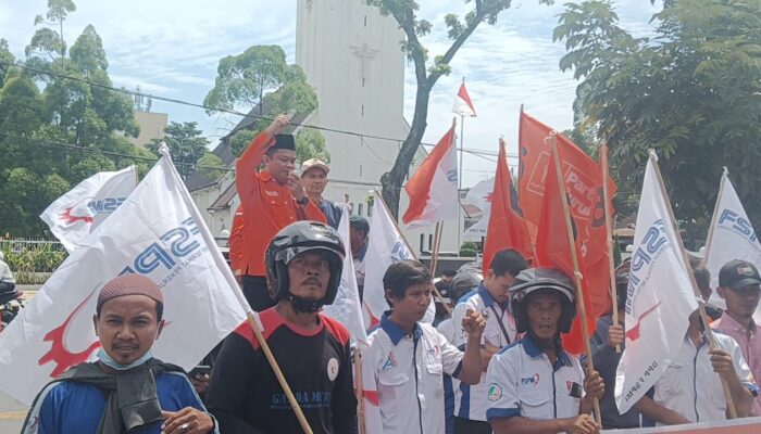 Menaker Tunda Penetapan UMP, Buruh Sumut : Itu Lebih Baik