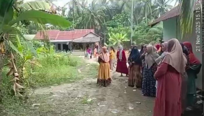 Ibu-ibu Perwiritan Geruduk Sarang Narkoba, APH Dinilai Lamban