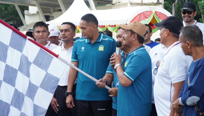 Dilepas Wabup Aceh Besar, Ribuan Masyarakat Ikuti Jalan Santai Keluarga Uro Lahe