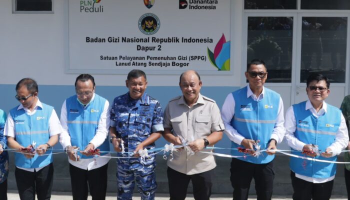 Salurkan Program Gizi Keluarga Sehat, PLN Bersama TNI AU Bangun Dapur 2 SPPG