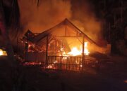 Satu Rumah Semi Permanen Ludes Terbakar Di Seunagan Timur