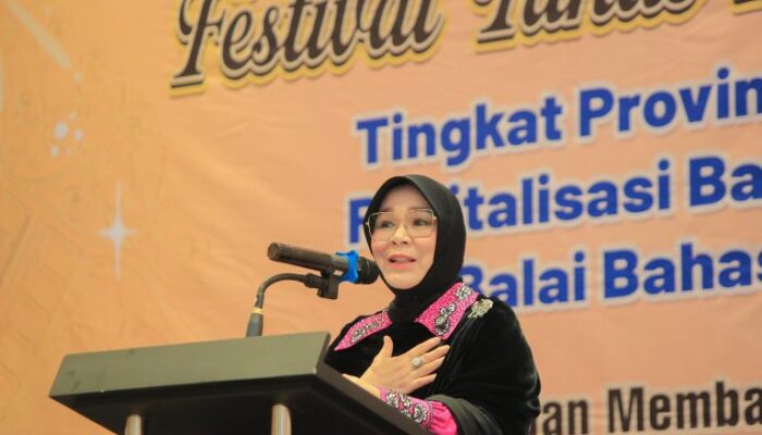 Illiza Ajak Lestarikan Bahasa Daerah: Kalau Bukan Kita, Siapa Lagi?