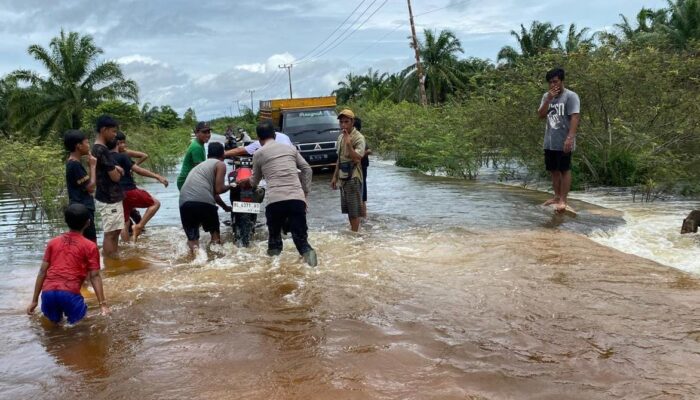 Curah Hujan Tinggi, Jalur Alternatif Singkil-Subulussalam Mulai Terendam Banjir