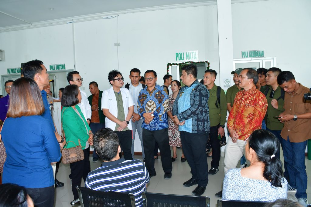 Warga Sesalkan Poli Mata Yang Diresmikan Bupati Samosir Tutup