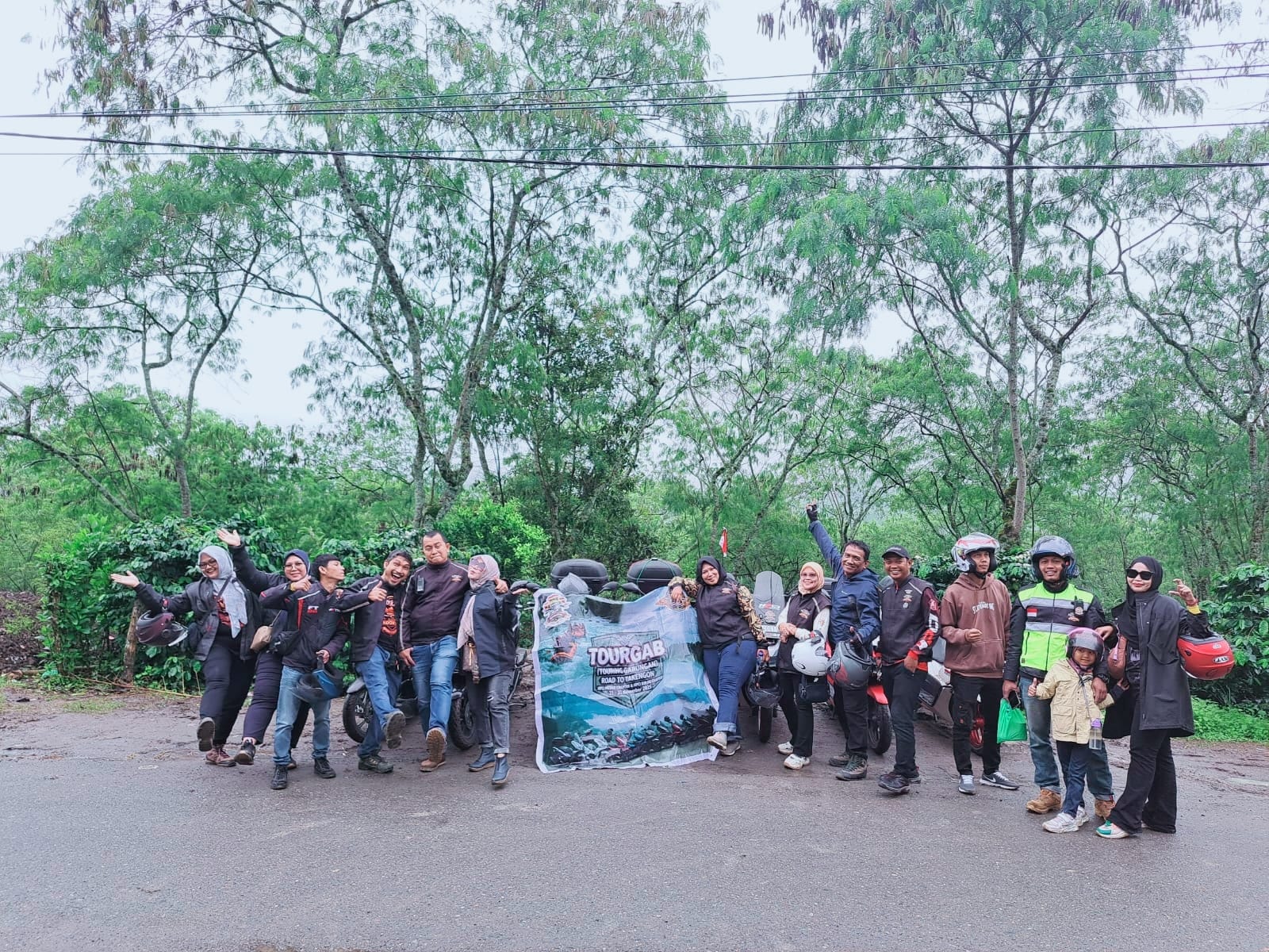 HPCI Medan Chapter Touring Road to Takengon, Tembus Hujan Lebat Gunung Salak, Solidaritas Jadi Kunci Keberhasilan