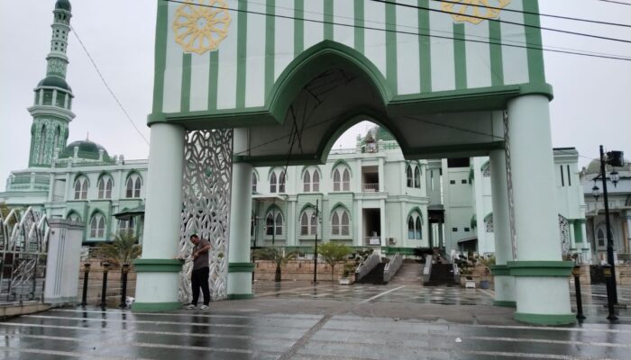 Sekda Tebingtinggi Diduga Bentak Muazin Masjid Agung Terkait Tuntutan Ganti Rugi Honor