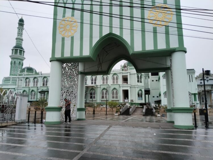 Sekda Tebingtinggi Diduga Bentak Muazin Masjid Agung Terkait Tuntutan Ganti Rugi Honor