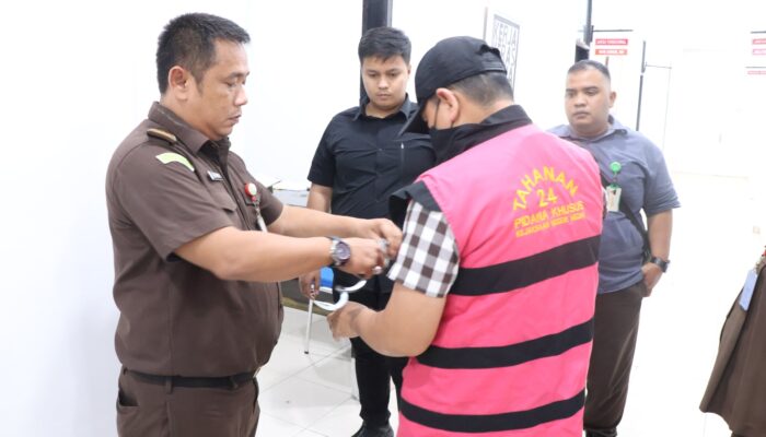 Kejari Tahan Kadishub Medan Tersangka Korupsi Kegiatan Fashion Festival