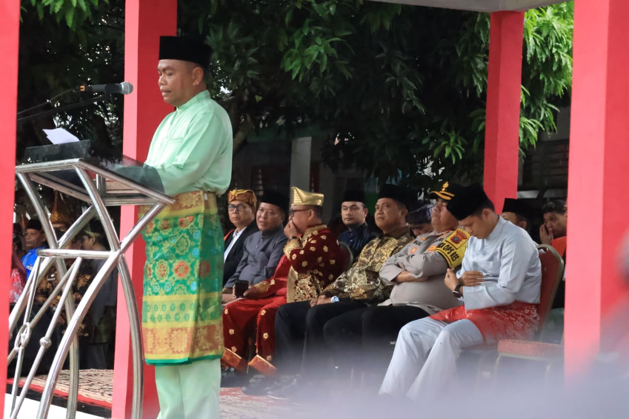 Bupati Sergai Tegaskan Komitmen Pemerintah Sejahterakan Guru