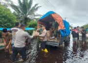 Bakti Sosial Forkopimcam Muara Batang Gadis Disambut Hangat Warga Terdampak Banjir