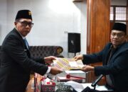 Bupati Taput Sampaikan Nota Jawaban Atas Pandangan Fraksi DPRD Terkait Ranperda APBD 2026